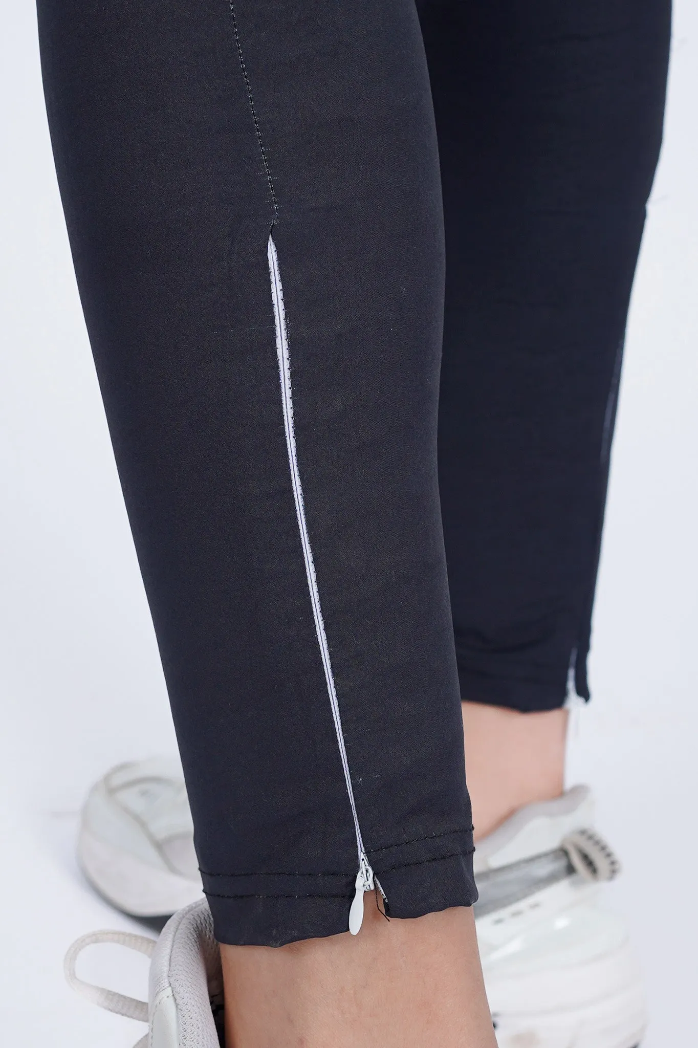 Basic women Blume Pants