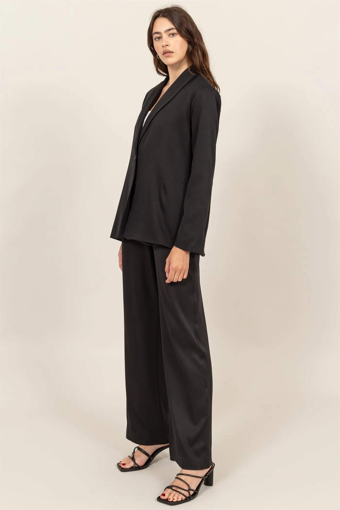 HF24E701-SET-SHOULDER PAD BLAZER WITH TROUSERS SET