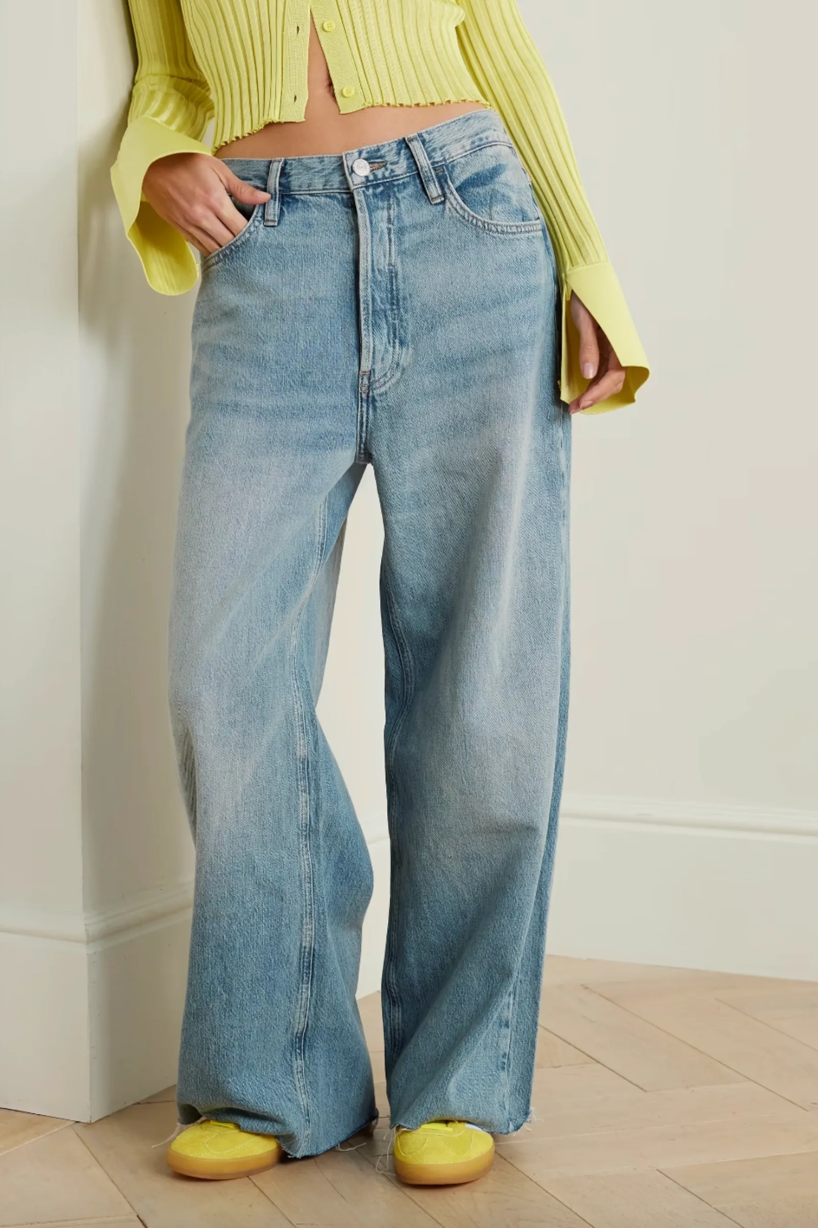 Le Low Baggy Frayed Boyfriend Jeans