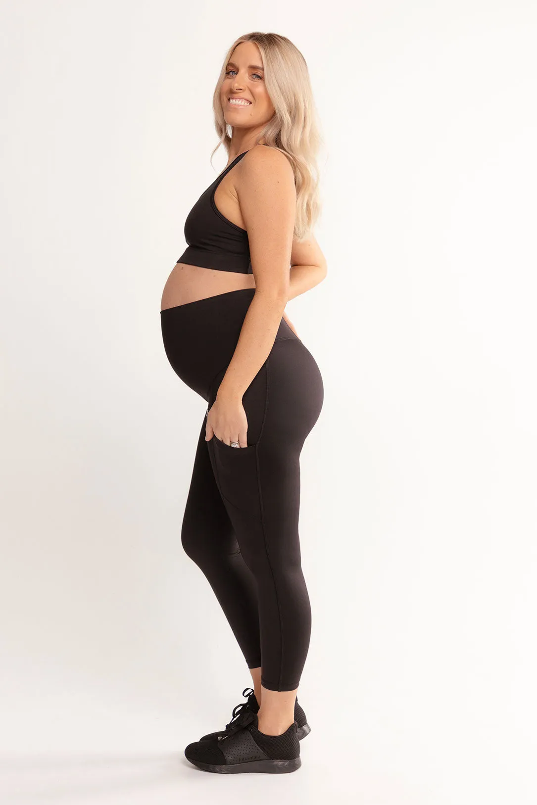 Mama Maternity Leggings With Pockets 7/8 Length - Black