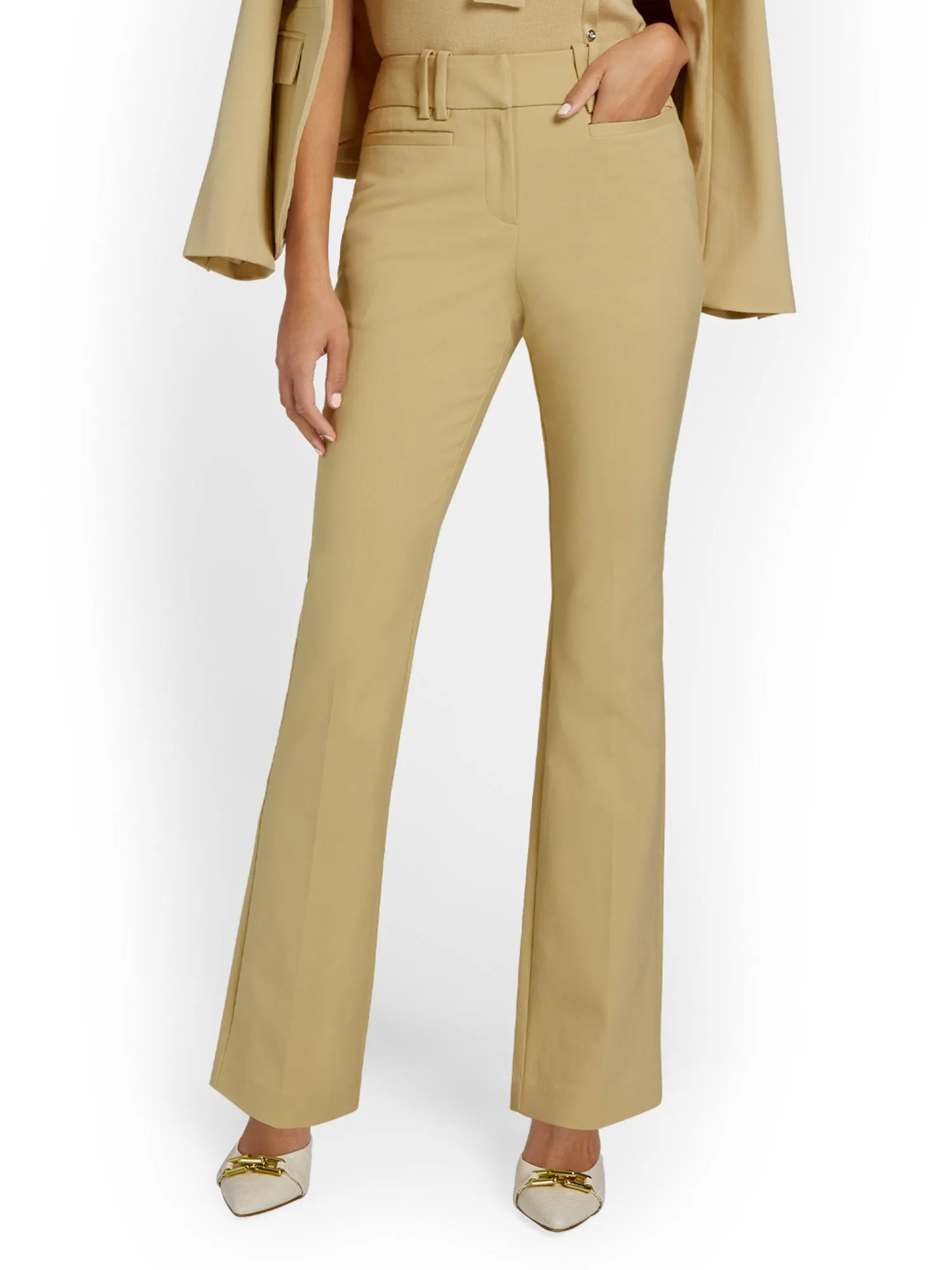 Petite Mid-Rise Modern Bootcut Pant - All-Season Stretch