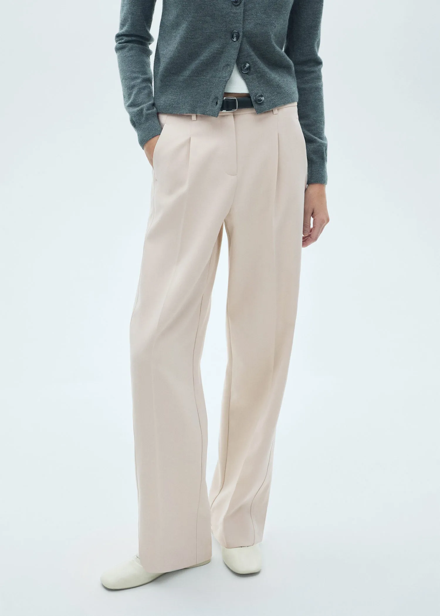 Pleated straight trousers - Light Beige