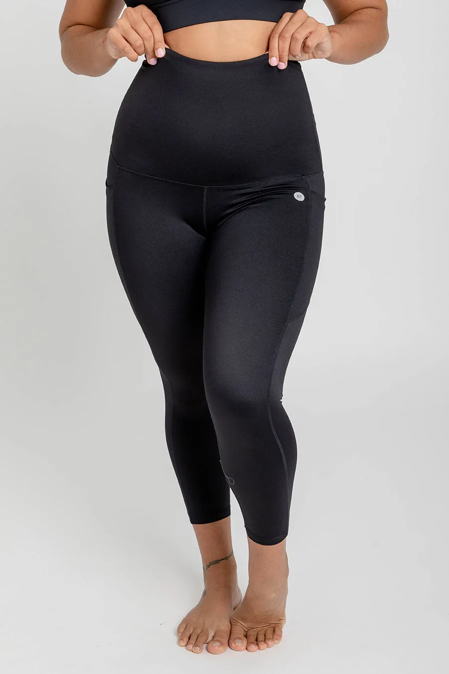 Postpartum Leggings With Pockets 7/8 Length - Black