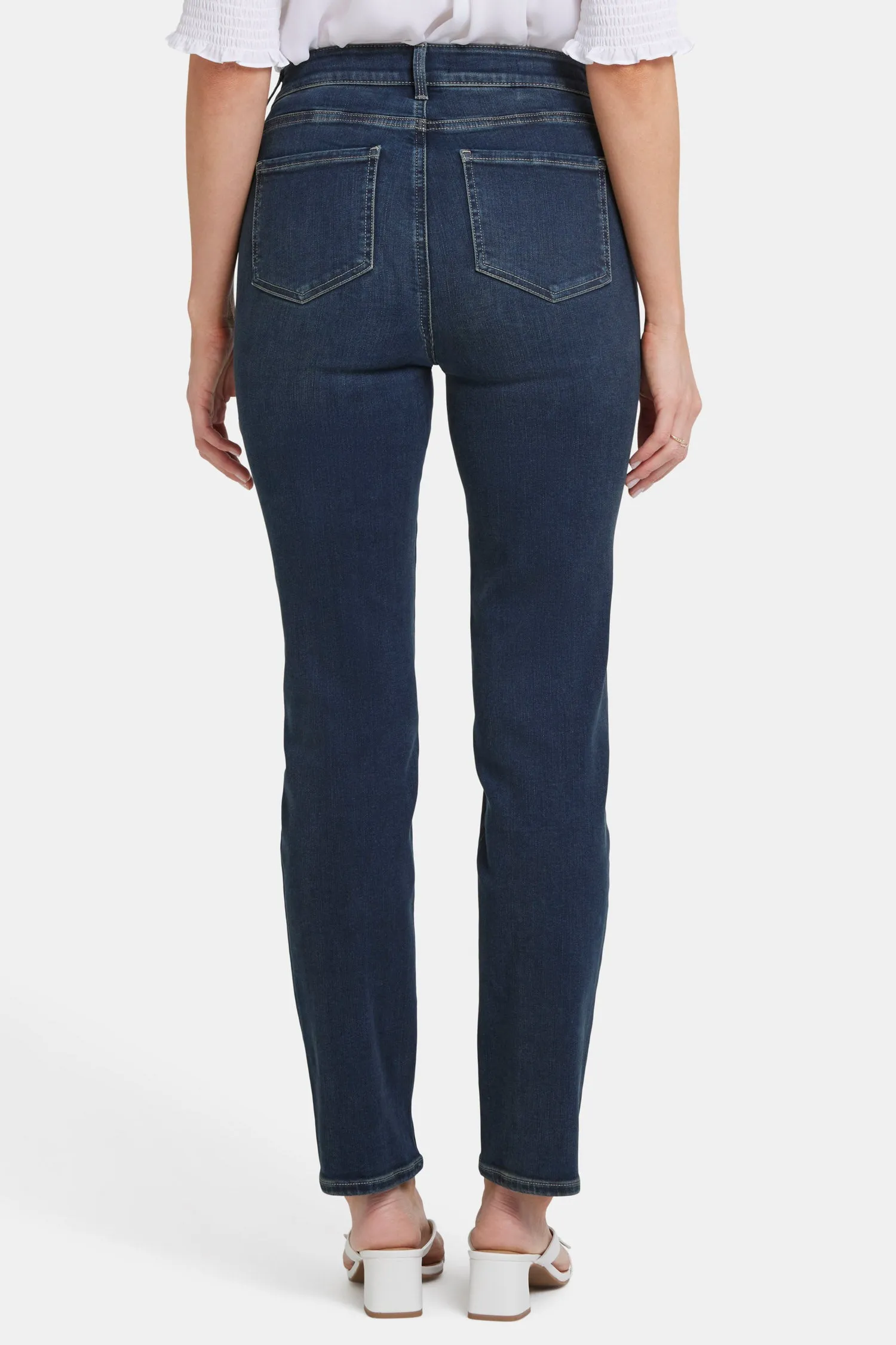 Sheri Slim Jeans In Petite - Presley