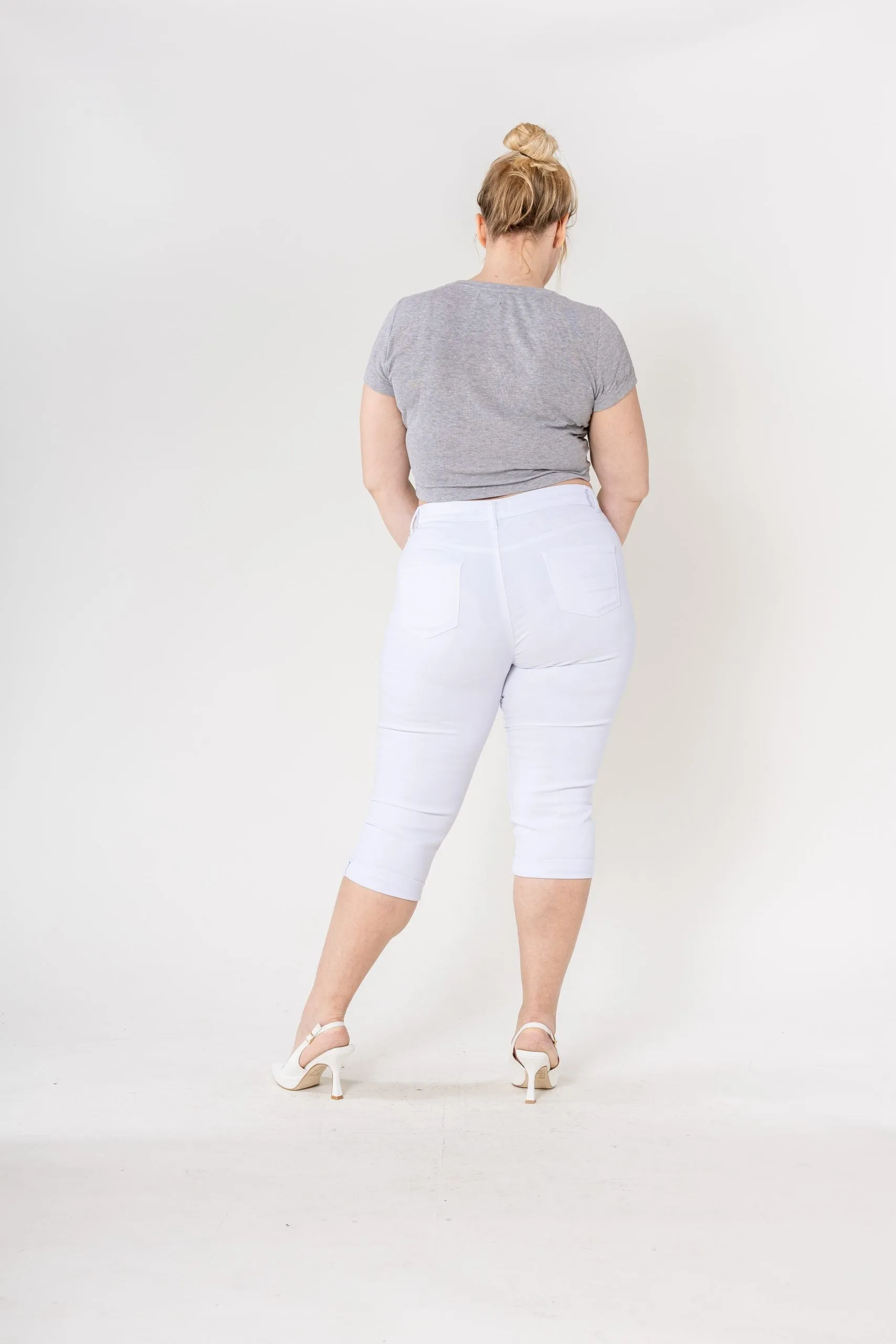 SnowFlex High-Waist Plus Size Cropped Jeans – White