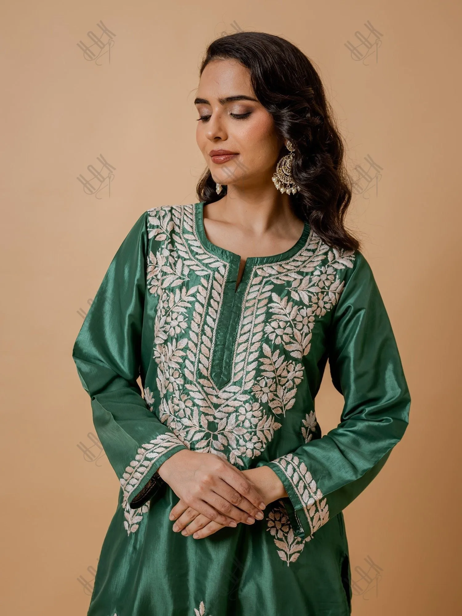 Urmi in Silk Chikankari Kurta Set for Women - Mehndi Green